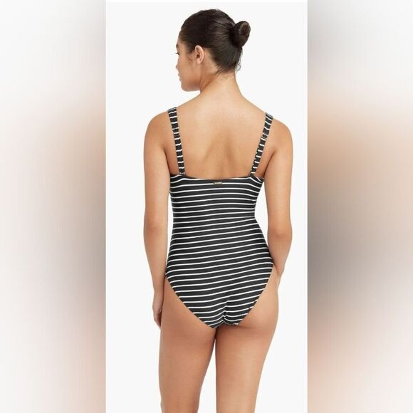 Sea Level Swim Stripe Underwire One-Piece Swimsuit NWT size US 6 black and white - Picture 2 of 5